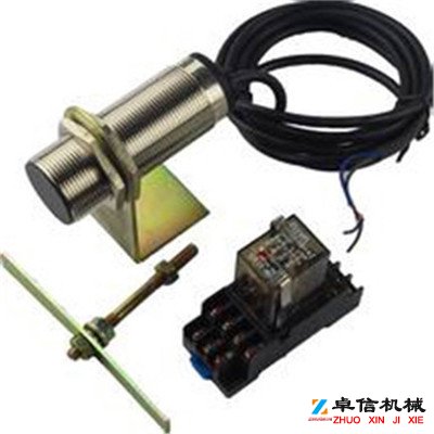 使用壽命長(zhǎng)E890W-AT6速度開(kāi)關(guān)皮帶測(cè)速傳感器AHE-S3012M